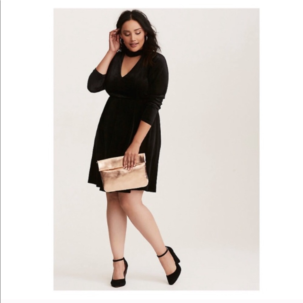 T O R R I D // Velvet Fit and Flare Dress